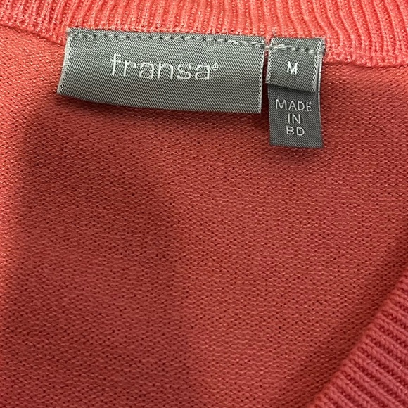 🩷FRANSA – Coral Pink Knit V-Neck Top M - Picture 3 of 11
